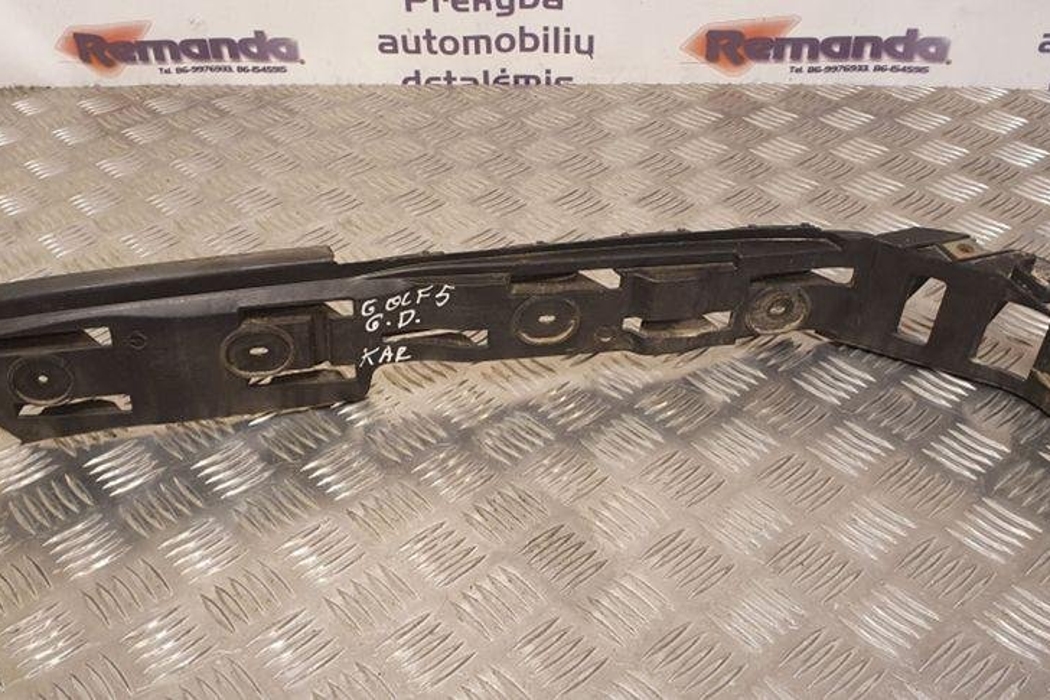 VOLKSWAGEN Golf 5 generation (2003-2009) Держатель заднего бампера правый 1K9807394 31569775