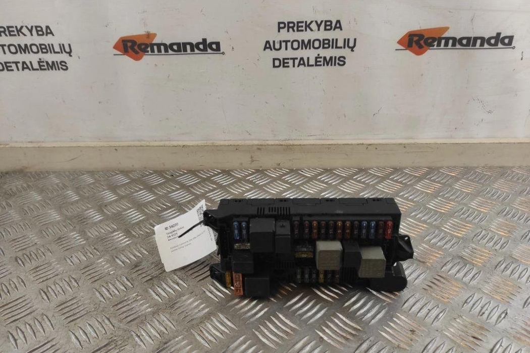 MERCEDES-BENZ E-Class W211/S211 (2002-2009) Fuse box 2115454201 31584734