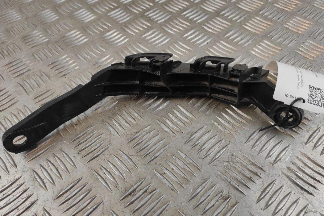 TOYOTA RAV4 5 generation (XA50) (2018-2024) Aizmugurējā labā bampera stiprinājums 5256242060 31604707