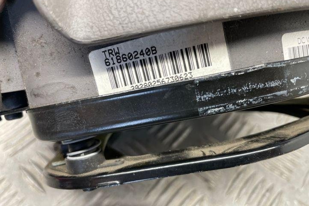 MERCEDES-BENZ E-Class W211/S211 (2002-2009) Steering Wheel Airbag A2118206110,61860240B 21450670