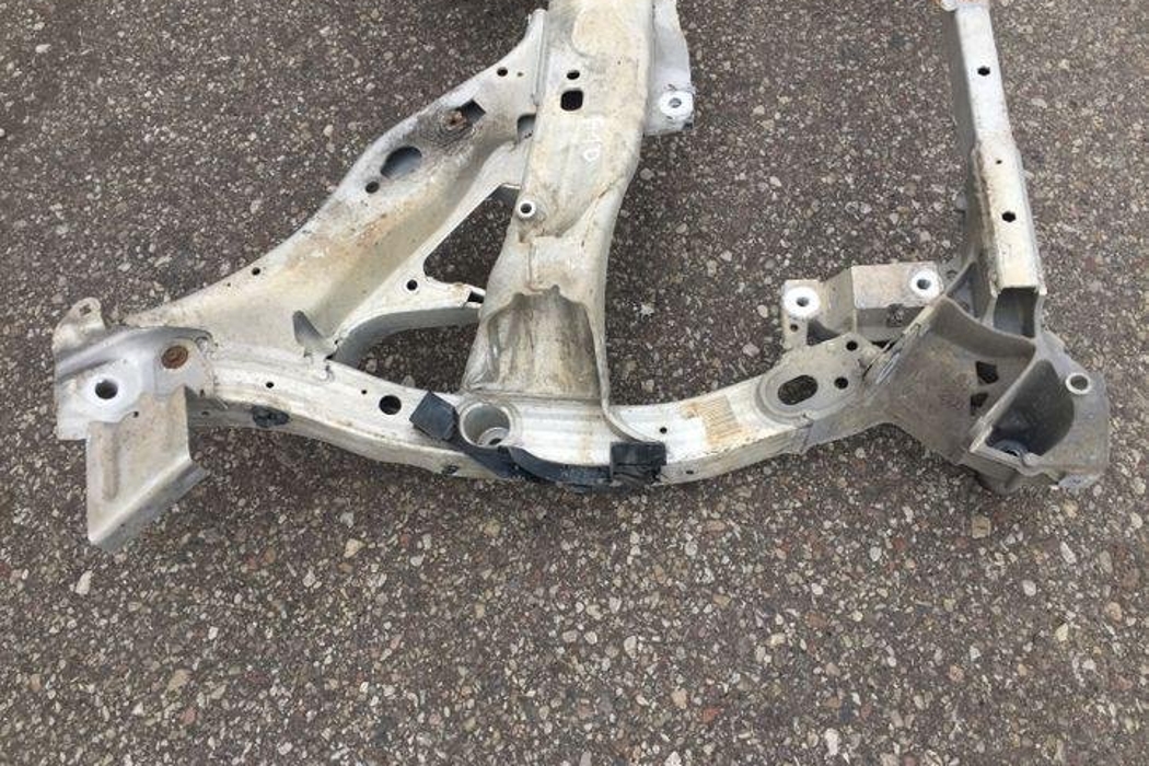 BMW 5 Series F10/F11 (2009-2017) Priekšējās balstiekārtas rāmis 6796692,470563817 21453049