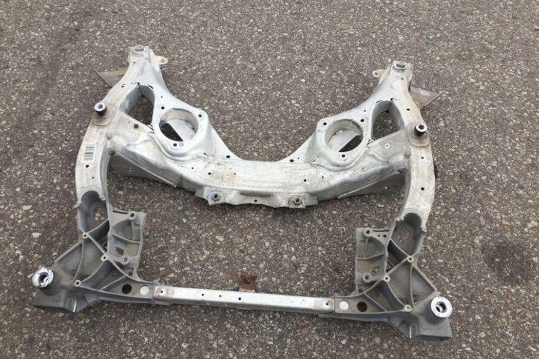 BMW 5 Series F10/F11 (2009-2017) Priekšējās balstiekārtas rāmis 6796692,470563817 21453049