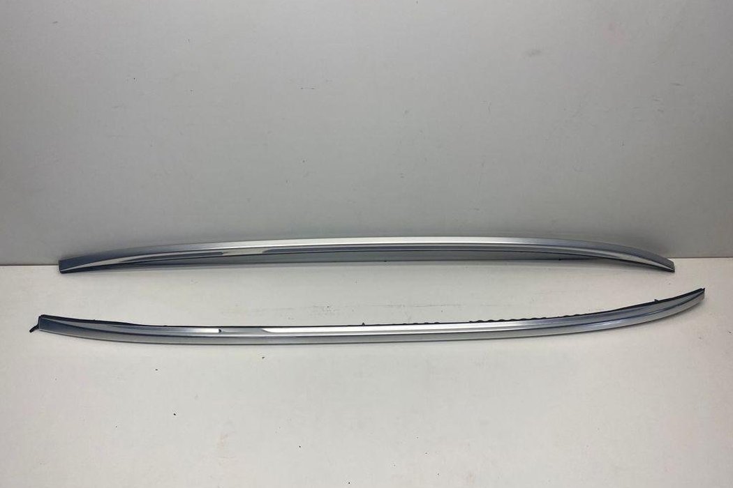 BMW 5 Series F10/F11 (2009-2017) Rear Left Roof Handle 7210093 30985118