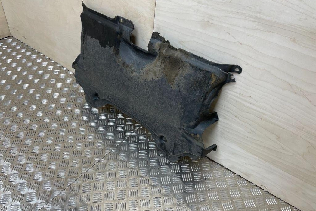 MERCEDES-BENZ C-Class W204/S204/C204 (2004-2015) Engine Cover A2045203223 30989713