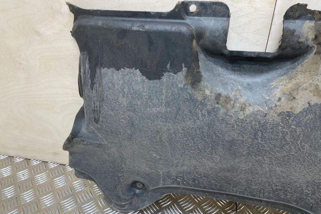 MERCEDES-BENZ C-Class W204/S204/C204 (2004-2015) Engine Cover A2045203223 30989713
