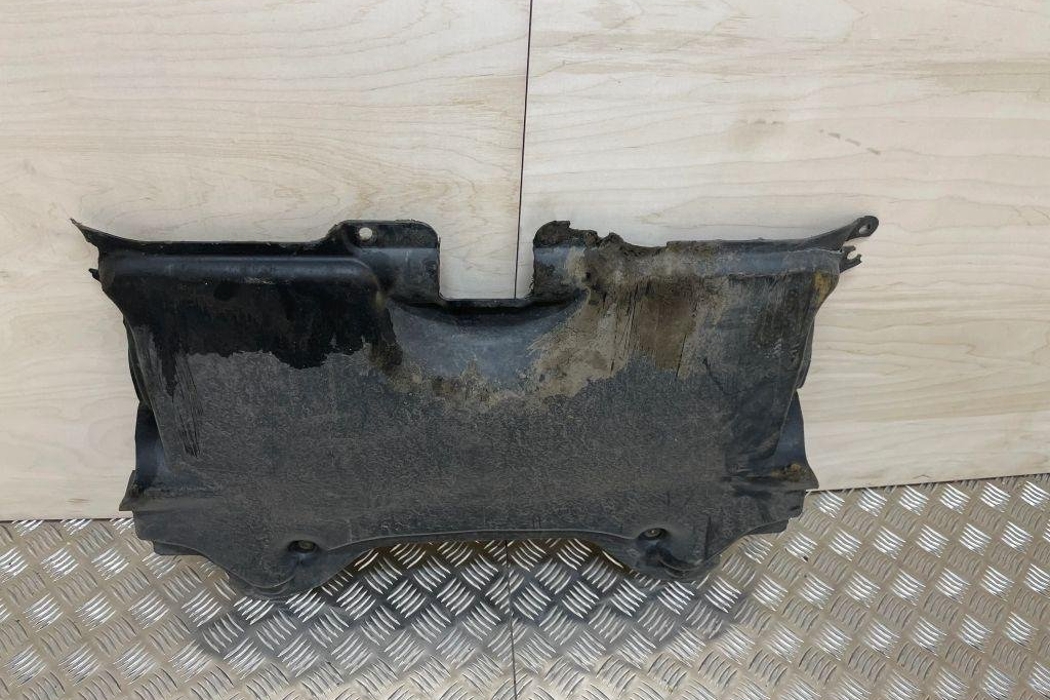 MERCEDES-BENZ C-Class W204/S204/C204 (2004-2015) Engine Cover A2045203223 30989713