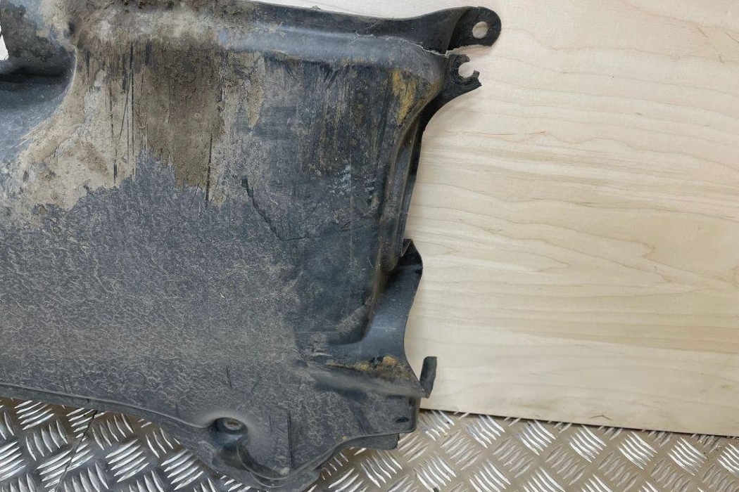 MERCEDES-BENZ C-Class W204/S204/C204 (2004-2015) Engine Cover A2045203223 30989713