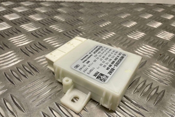 MERCEDES-BENZ C-Class W204/S204/C204 (2004-2015) Pārkingsensoru vadības bloks A2049009004,A2049022202 30995351