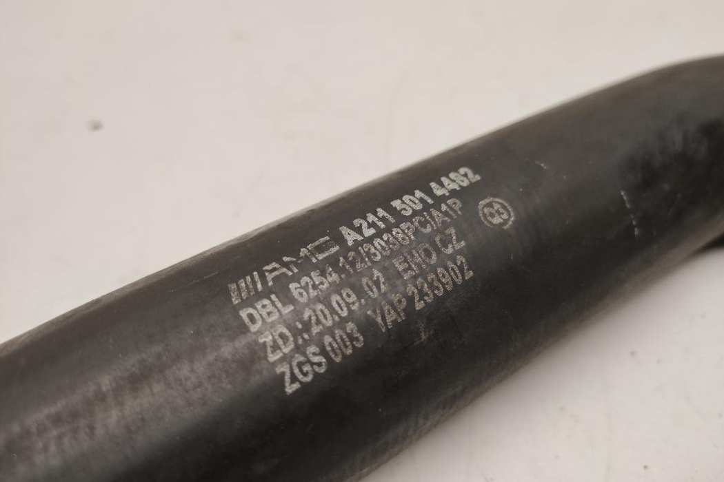 MERCEDES-BENZ E-Class W211/S211 (2002-2009) Hoses A2115014482 32064696