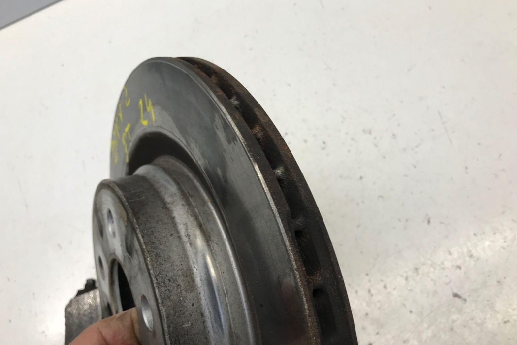 BMW 2 Series Active Tourer U06 (2021-2023) Aizmugurējais labais bremžu disks 6891086 30192902