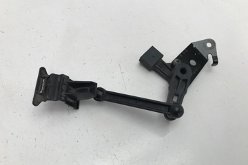 BMW iX3 1 generation (G08) (2020-2024) Priekšējais kreisais līmeņa sensors 6895467 30190420