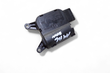 AUDI A4 B6/8E (2000-2005) Air flap motor 8E1820511D 30372324