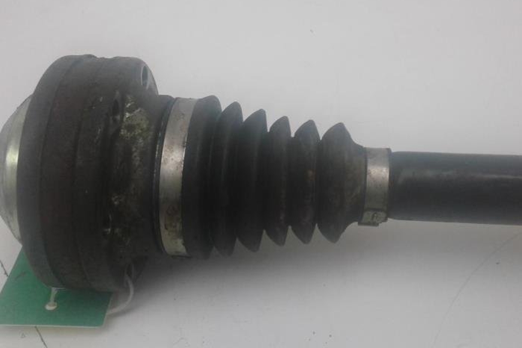 AUDI A7 C7/4G (2010-2020) Rear Left Driveshaft 8R0501203D 14719660