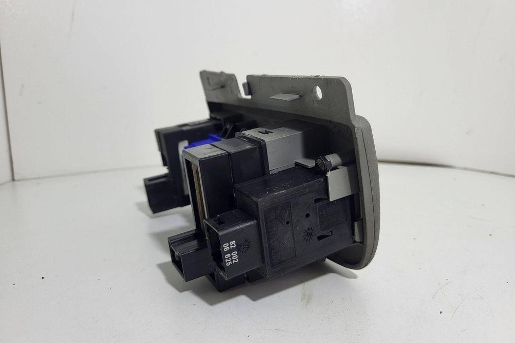 RENAULT Megane 2 generation (2002-2012) Rear Left Door Window Control Switches 7700432429 31501203