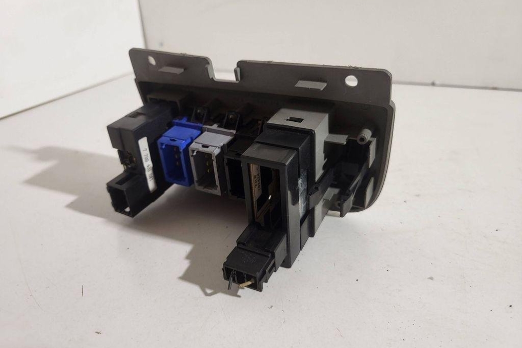 RENAULT Megane 1 generation (1995-2003) Switches 7700432429 31510679