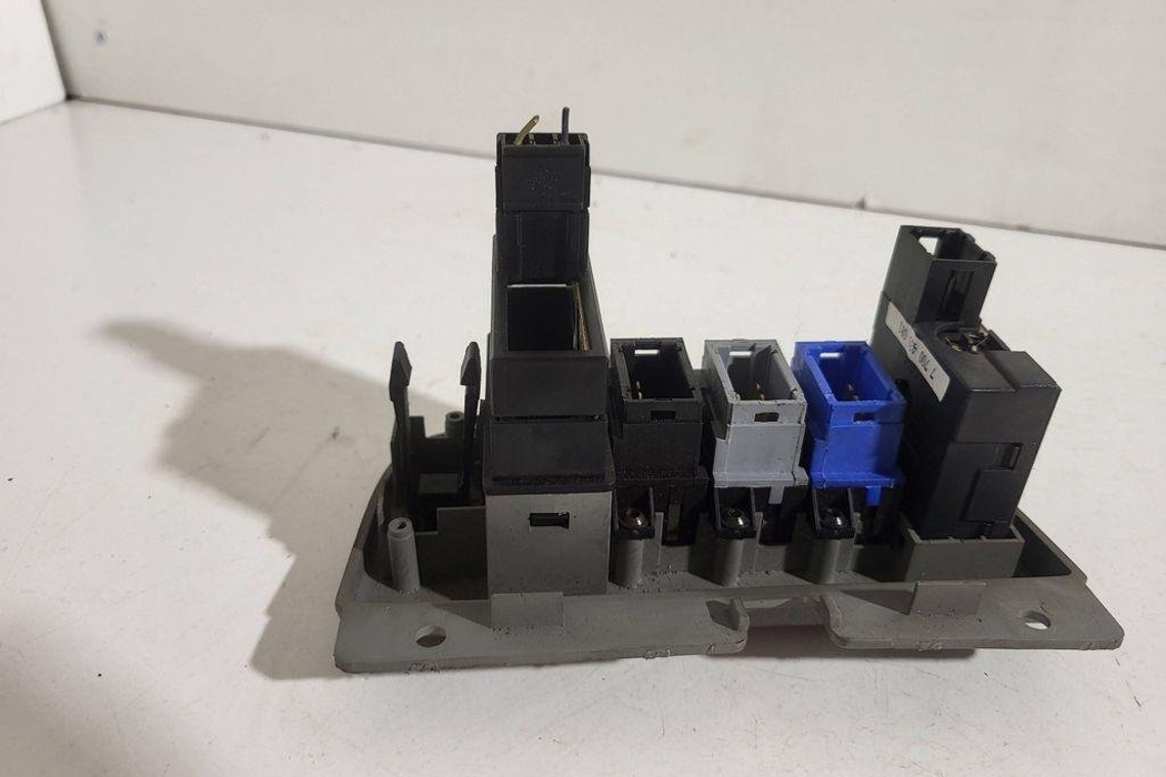 RENAULT Megane 1 generation (1995-2003) Switches 7700432429 31510679