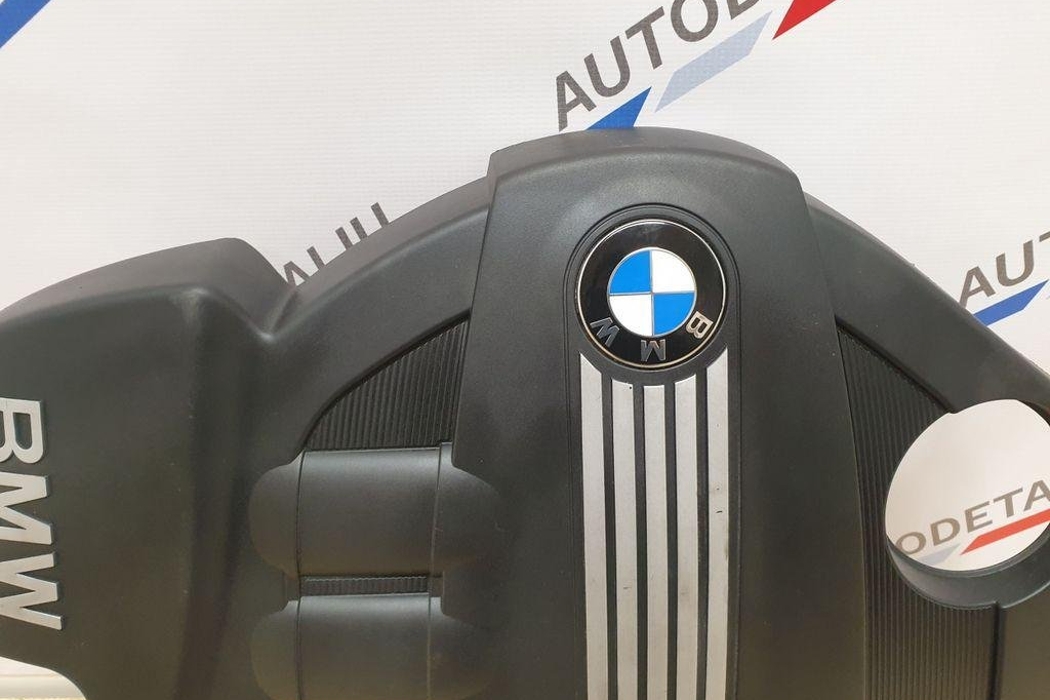 BMW X1 E84 (2009-2015) Motora dekoratīvā plastmasa / vāks 7797410,11147797410 32247408
