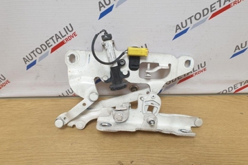 BMW 5 Series F10/F11 (2009-2017) Front Right Bonnet Hinge 7263056,7249888 32248217