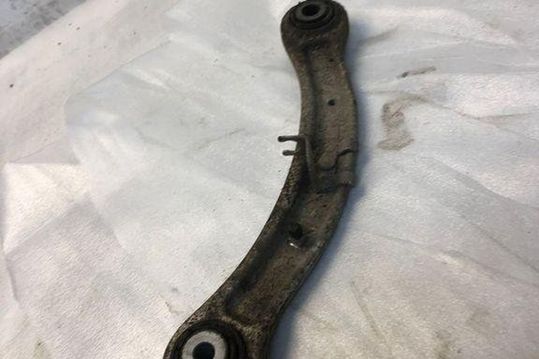 AUDI Q7 4M (2015-2024) Rear Left Arm 7l0505375a 32122927