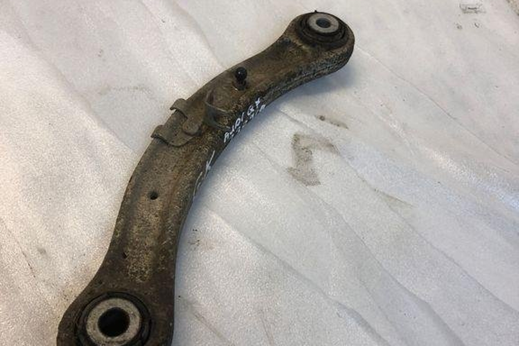 AUDI Q7 4M (2015-2024) Rear Left Arm 7l0505375a 32122927