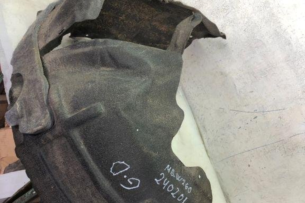 MERCEDES-BENZ C-Class W206 (2021-2023) Rear Right Arch Liner 32124948