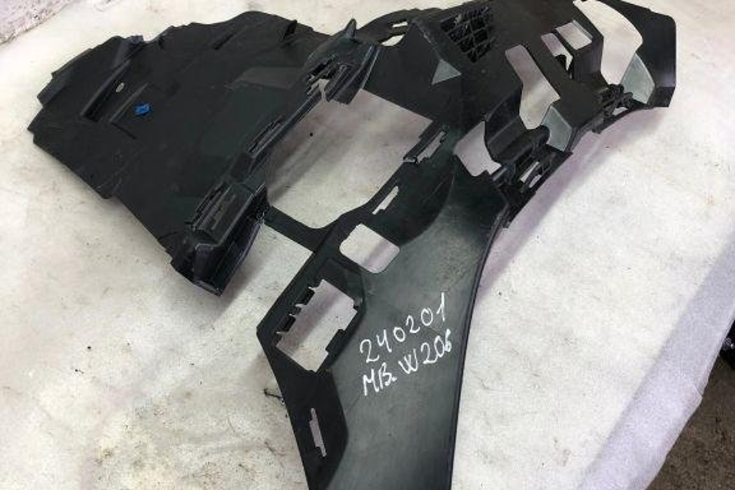 MERCEDES-BENZ C-Class W206 (2021-2023) Front Bumper Right Corner 32124956