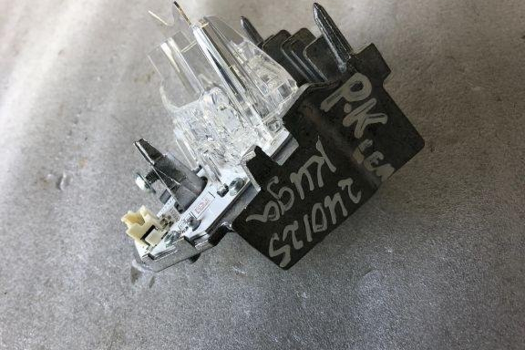 FORD Kuga 2 generation (2013-2020) Xenon Bulb 36314772b 32126149