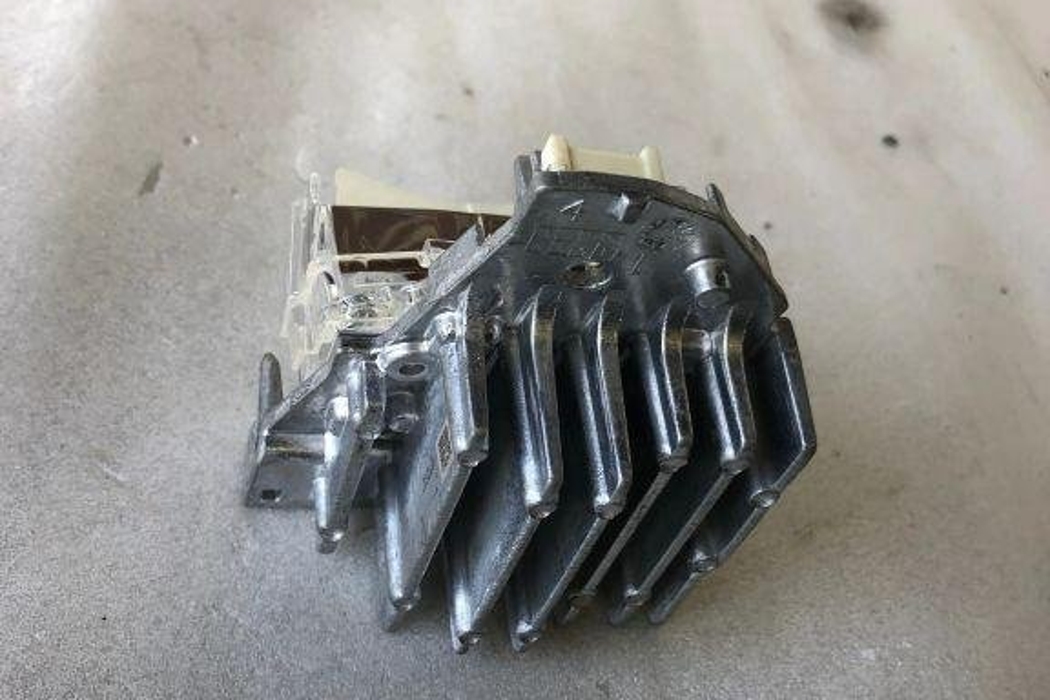 FORD Kuga 2 generation (2013-2020) Xenon Bulb 36314772b 32126149
