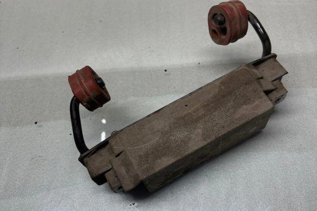 VOLVO V60 1 generation (2010-2020) Exhaust Hanger Bracket 32132194