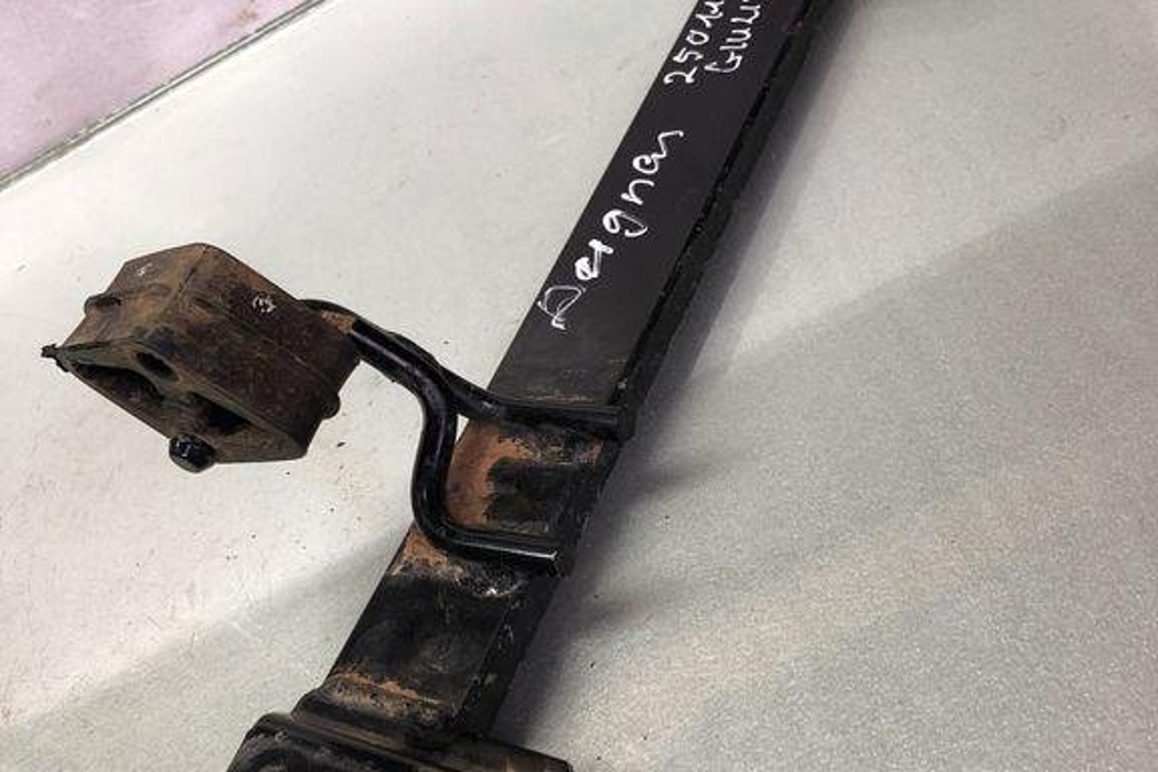 ALFA ROMEO Giulia 2 generation (2015-2024) Exhaust Hanger Bracket 32133882