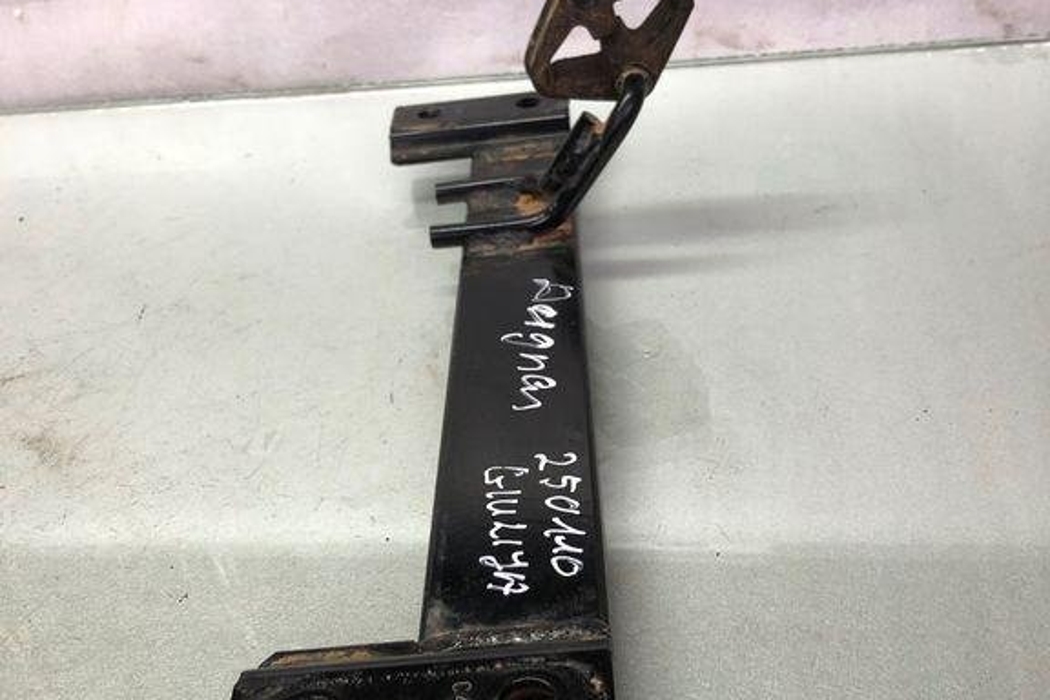 ALFA ROMEO Giulia 2 generation (2015-2024) Exhaust Hanger Bracket 32133882