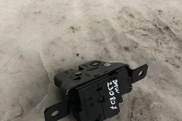 BMW 1 Series F20/F21 (2011-2020) Замок крышки багажника 51247248075 32122310