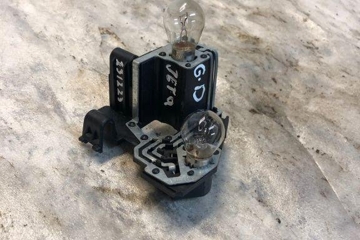 VOLKSWAGEN Jetta 3 generation (1992-1998) Xenon Bulb 32124436