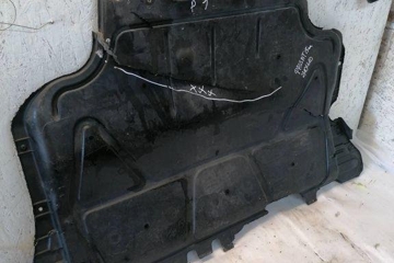 VOLKSWAGEN Passat B7 (2010-2015) Dzinēja apakšas aizsargs/panna 5q0825236 32127132