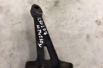 HYUNDAI Tucson 4 generation (2020-2023) Exhaust Hanger Bracket 32134712