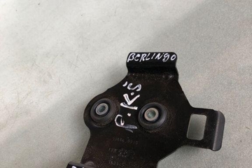 CITROËN Berlingo 3 generation (2018-2024) Power steering pump mounting bracket 9844600980 32137423