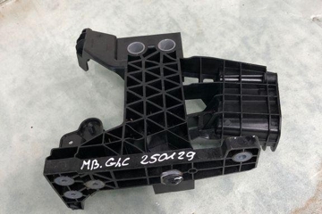 MERCEDES-BENZ GLC X253 (2015-2024) Radiator Holder A2546208300 32137486