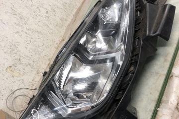 SEAT Arona 1 generation (2017-2024) Фара передняя правая 6F1941006B 32138552