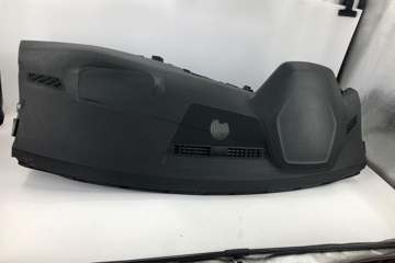 VOLKSWAGEN Golf 8 generation (2019-2023) Передняя панель салона 5h1858295c 32139933