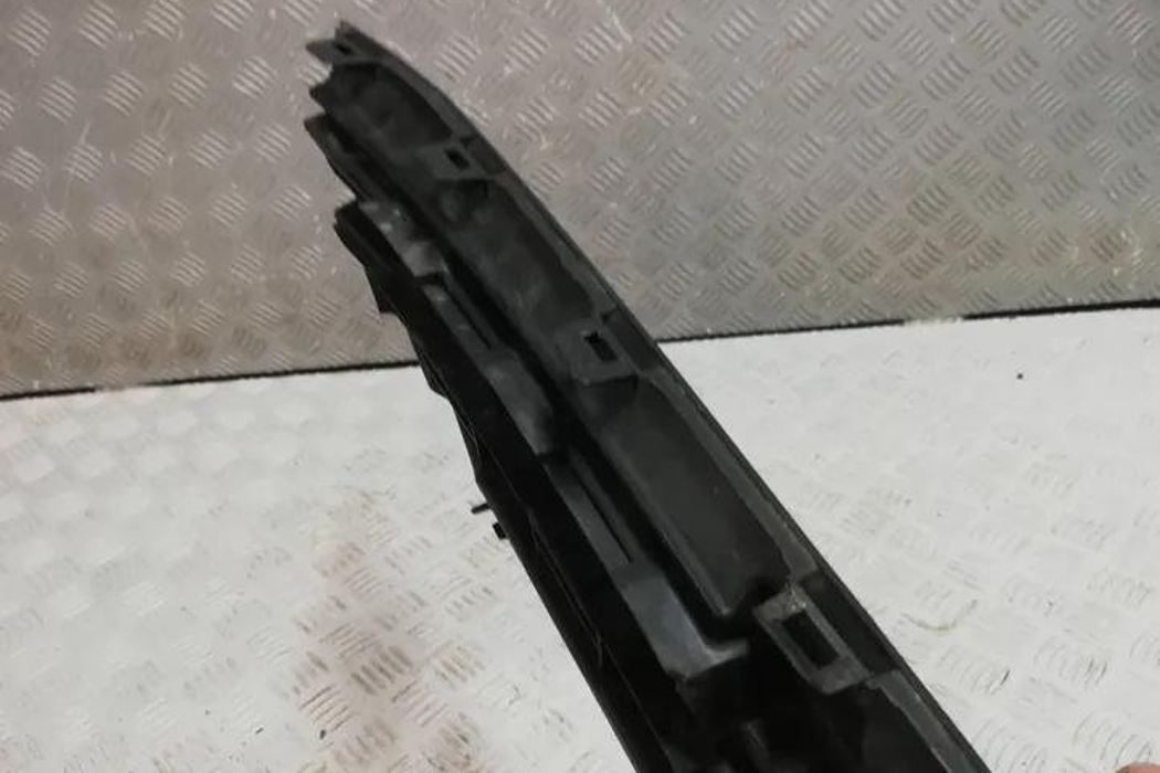 MITSUBISHI ASX 1 generation (2010-2020) Front Upper Grill 6402A318 27897173