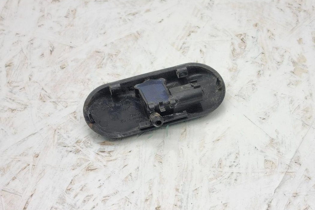 AUDI A3 8P (2003-2013) Vējstikla apskalošanas sprausla 8P0955988 31454077