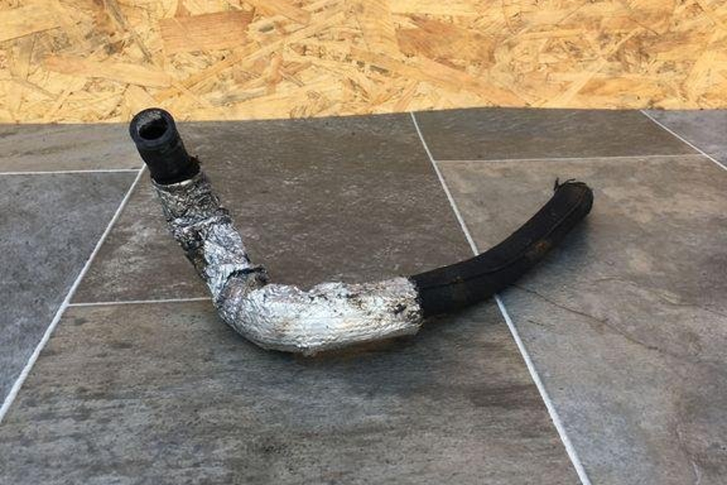 AUDI A4 B7/8E (2004-2008) Power Steering Hose Pipe 8K0422887 31476784
