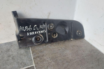 AUDI A4 B8/8K (2011-2016) Aizmugurējā kreisā bampera stiprinājums 8E0807453 31454655