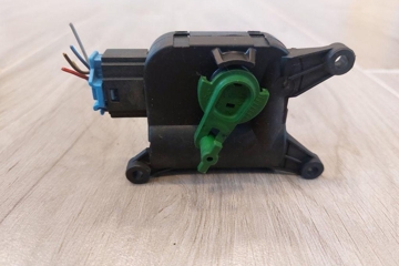 AUDI A4 B7/8E (2004-2008) Interior Heater Flap Motor Actuator 8E1820511B,0132801303 31473466