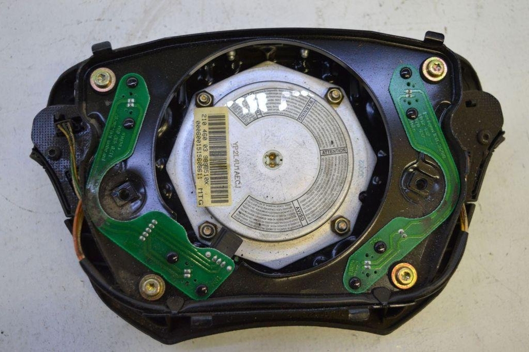 MERCEDES-BENZ E-Class W211/S211 (2002-2009) Steering Wheel Airbag 21046003 31903265