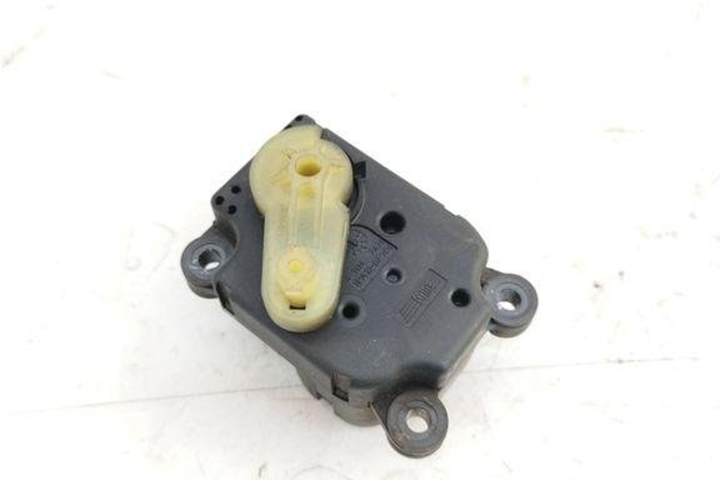 OPEL Vectra C (2002-2005) Interior Heater Flap Motor Actuator 006968W0,09180204 31906241
