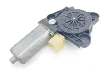 MERCEDES-BENZ C-Class W203/S203/CL203 (2000-2008) Aizmugurējo labo durvju loga vadības motorīts 0130822008 31903726
