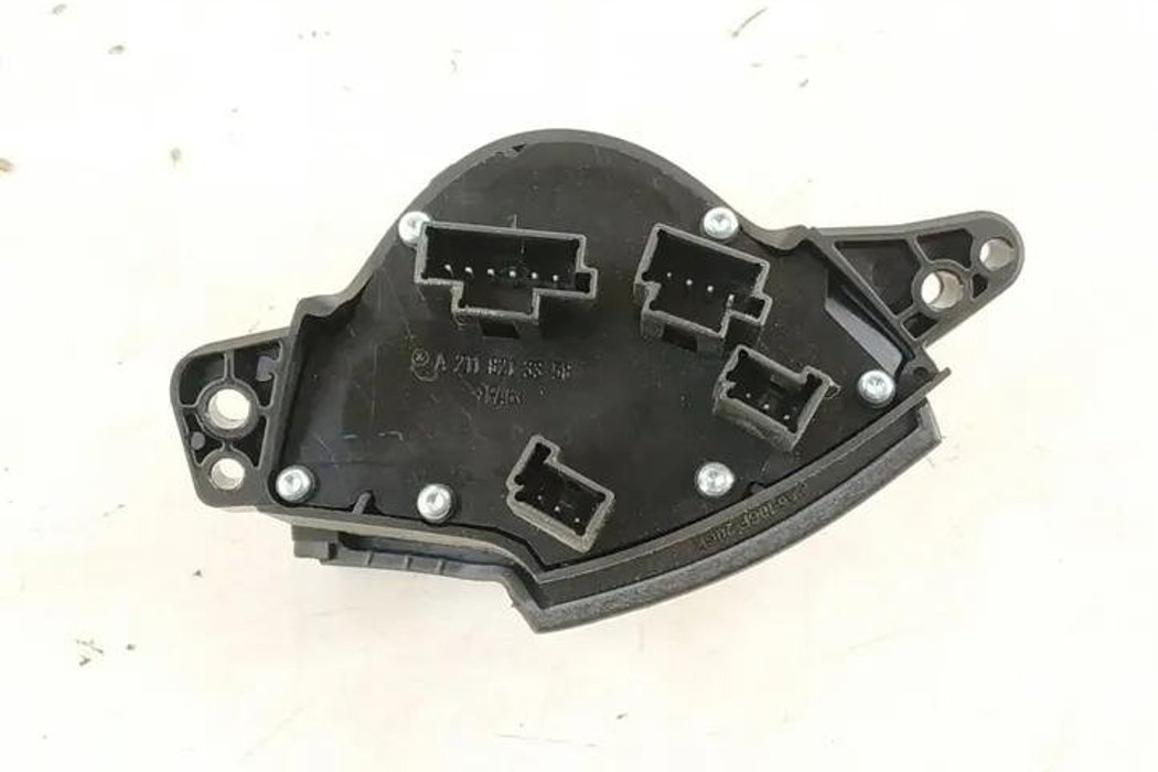 MERCEDES-BENZ E-Class W211/S211 (2002-2009) Steering wheel buttons / switches 2118213358,A2118213358 27139082