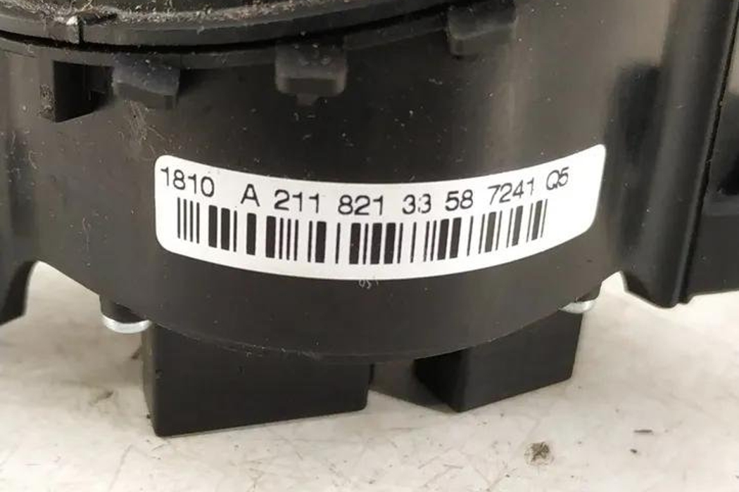 MERCEDES-BENZ E-Class W211/S211 (2002-2009) Steering wheel buttons / switches 2118213358,A2118213358 27139082