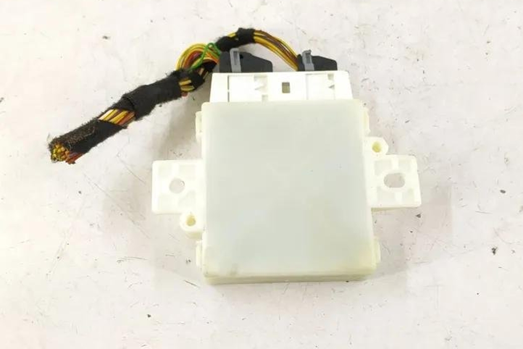 MERCEDES-BENZ E-Class W212/S212/C207/A207 (2009-2016) PDC Parking Distance Control Unit A2129003704,2129003704 27140323